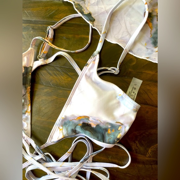 Shein 3 piece Marble Print Bikini Swimsuit with Beach Skirt NWT - Picture 14 of 17